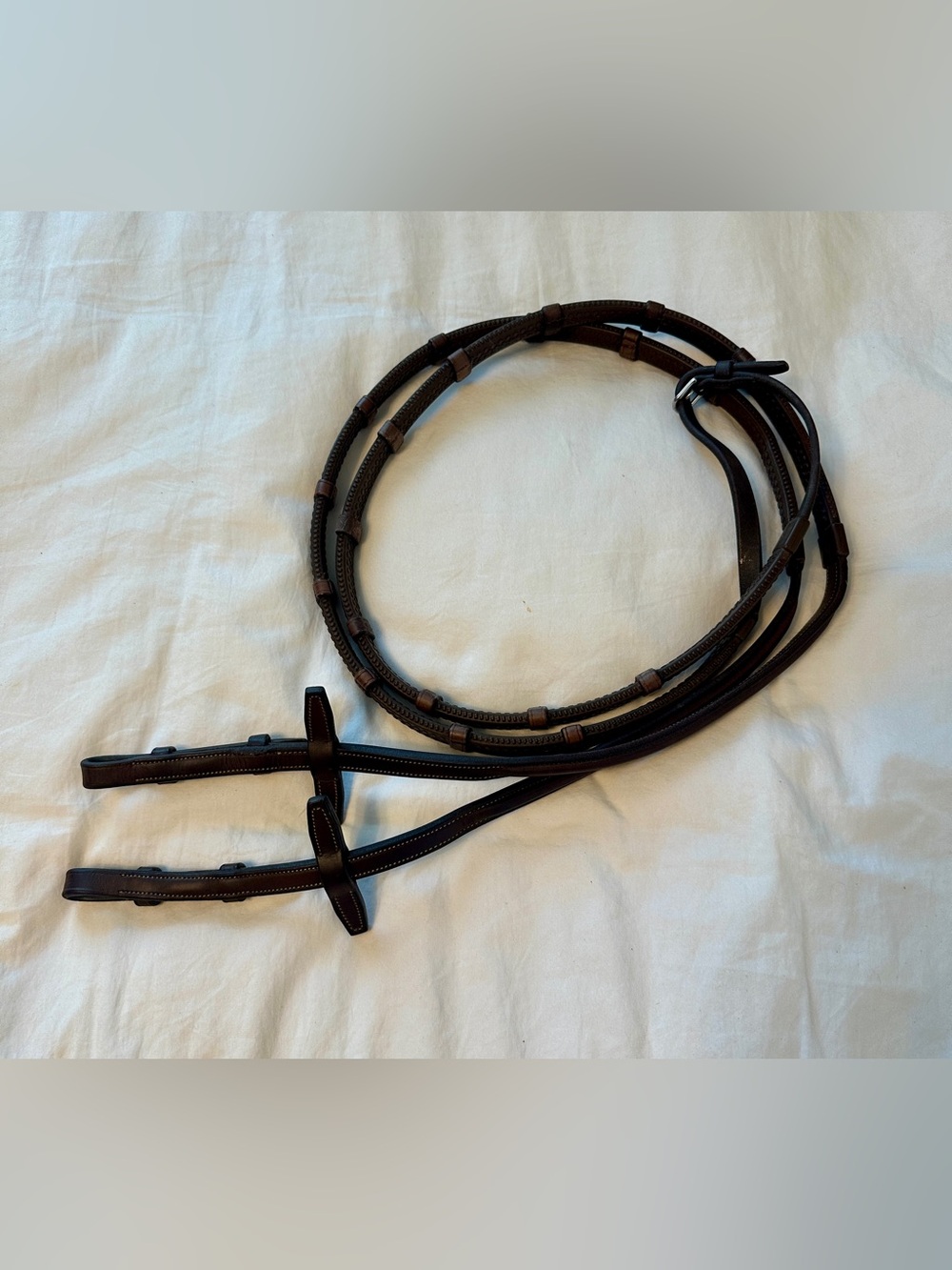 CWD rubber jumper reins with stops, horse size, brown